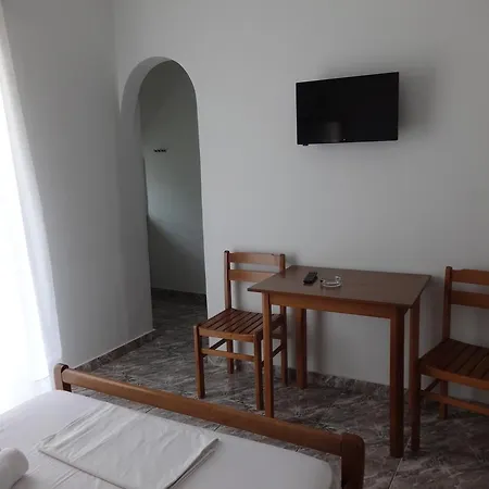 Apartament Loginos *